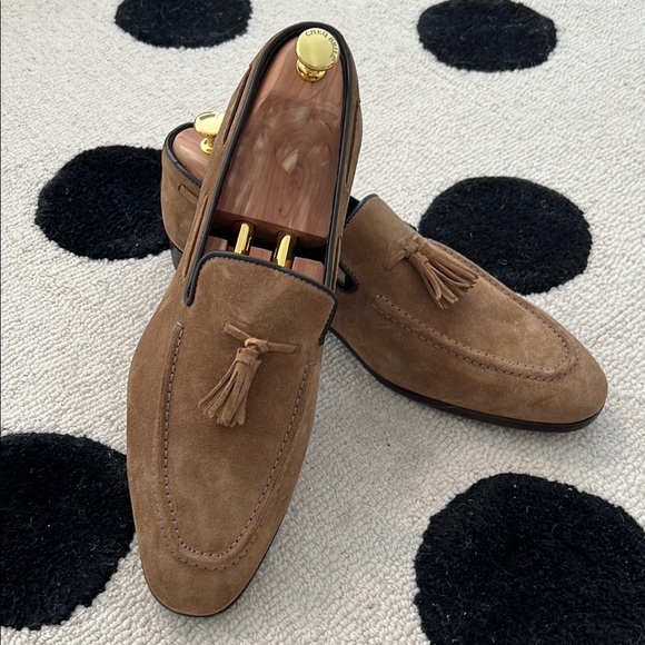 NWOT Bruno Magli Tan Suede Tassel Loafers (includes shoe tree)